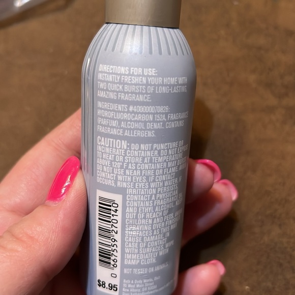 NWT 2 Bath & Body Works Room Spray-Flowerchild & Blue Verbena & Lime - Picture 4 of 5